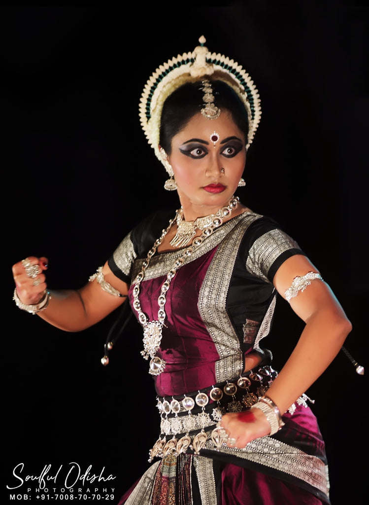 2nd Barnali an Evening of Colorful Dance & Music/ Odissi presentation by Prachi Hota on 14.10.2018